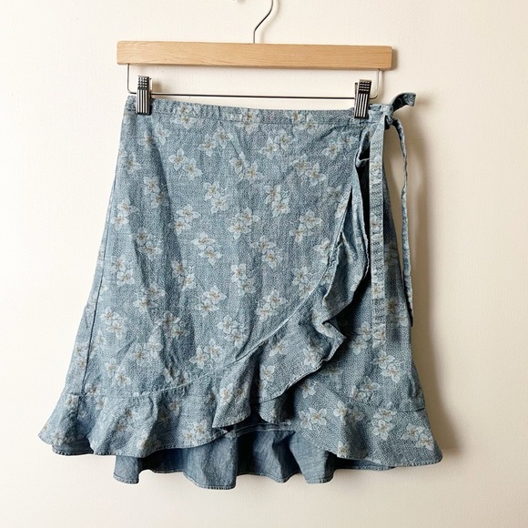 J.CREW MERCANTILE Blue Floral Wrap Ruffle Skirt - Picture 5 of 9